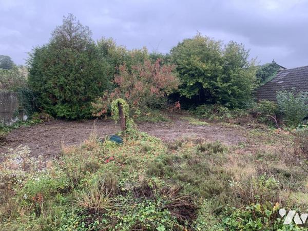 MAISON ANCIENNE AVEC DEPENDANCES