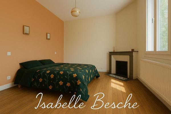 Maison de ville en pierre offrant une vrai vie de quartier, 3 chambres , véranda et jardin