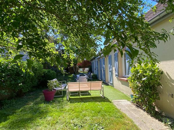Maison Fay Aux Loges 8 pièce(s) 181.65 m2