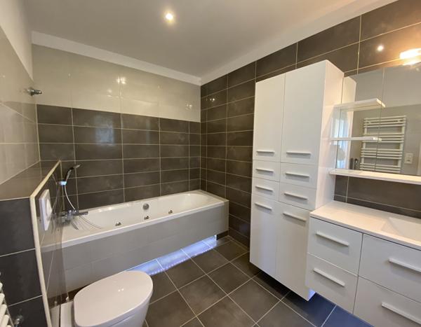 Maison Fay Aux Loges 8 pièce(s) 181.65 m2