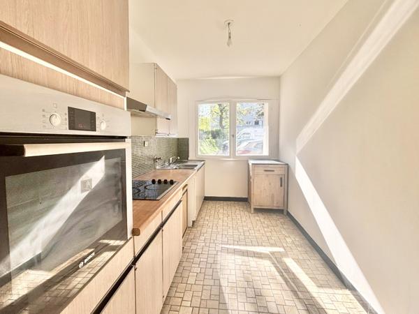 Appartement
         2 pièces
        - 56 m² 149 000 € *
