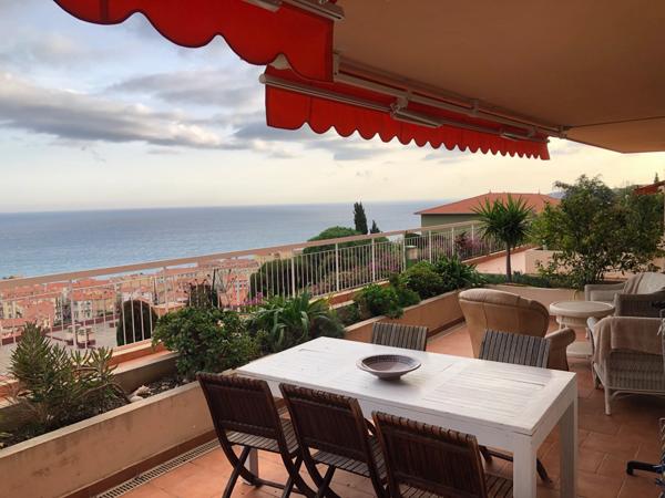Appartement T4 de 112m² avec grande terrasse et parking à Menton