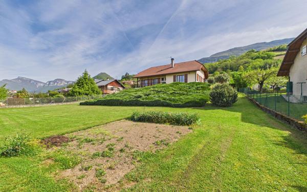 Maison à vendre    4 pièces • 129,25 m2 Saint-Jeoire-Prieuré