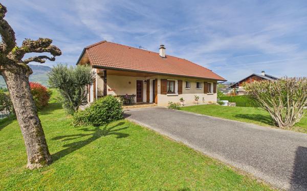 Maison à vendre    4 pièces • 129,25 m2 Saint-Jeoire-Prieuré