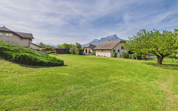 Maison à vendre    4 pièces • 129,25 m2 Saint-Jeoire-Prieuré