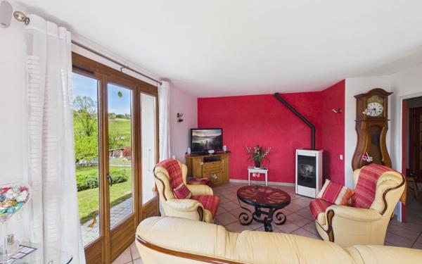 Maison à vendre    4 pièces • 129,25 m2 Saint-Jeoire-Prieuré