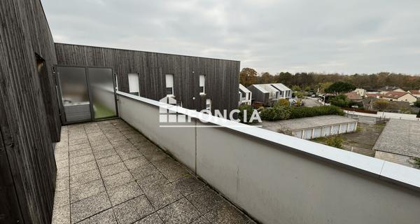 Location Appartement 4 pièces 80.85 m² - La Verrière 78320
