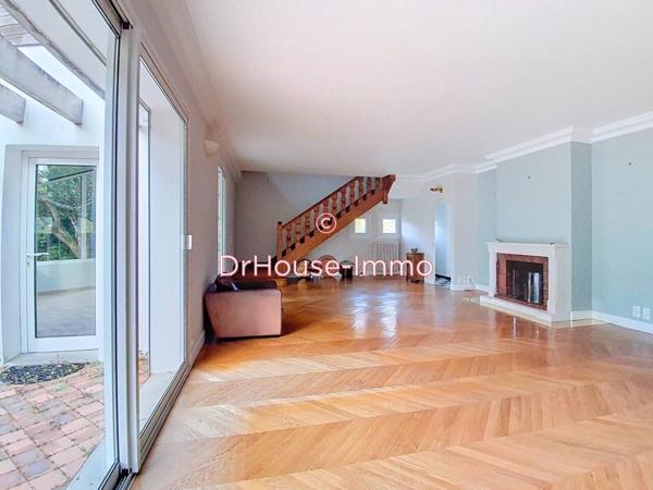 Maison à vendre 8 pièces de 286 m²