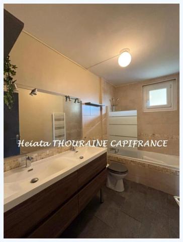 Maison à vendre 9 pièces SAINT BENOIT Secteur L'Ermitage (86)