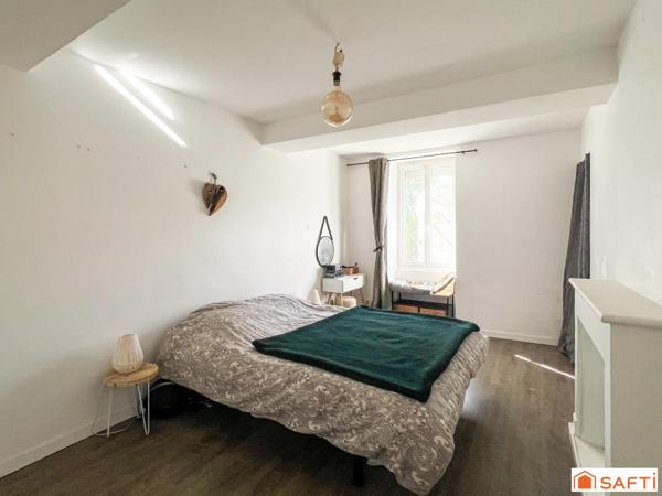 Maison en pierre 4 pièces 150 m2 + T2 40 m2