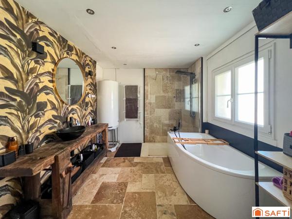 Maison en pierre 4 pièces 150 m2 + T2 40 m2