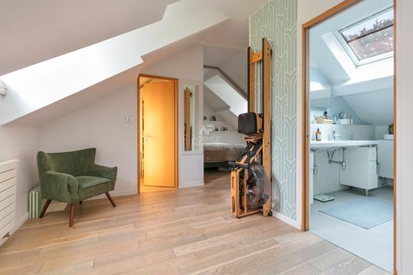 Versailles Avenue de Saint-Cloud - Appartement 6 pièces 3ème et dernier étage 174 m² au sol €998 000 ** - Référence 25774