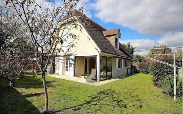 Maison à vendre    4 pièces •  Pau