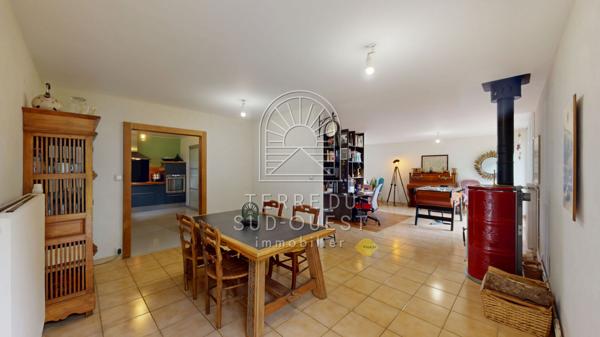 Maison 7 pièce(s) 4 chambre(s) 187 m²