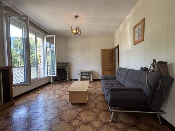 Maison à vendre à Lussault-sur-Loire dans l'Indre-et-Loire (37400), ref : 37037/380