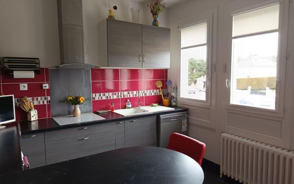 Maison à vendre    5 pièces •  Saint-Yorre