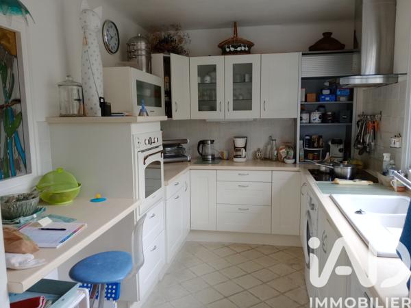 Maison à vendre 5 pièces 101 m² Saint-Michel-Chef-Chef