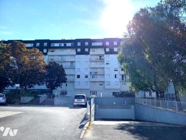  SAINT CYR/LOIRE  CENTRE VILLE - T3 -Proche toutes commodités