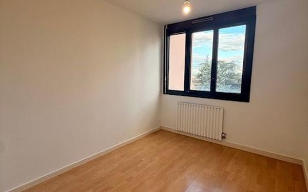 Appartement à louer    3 pièces • 59,14 m2 Saint-Genis-Laval