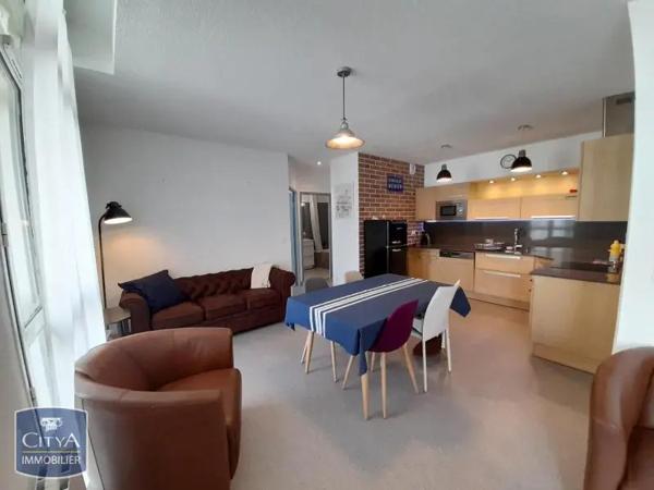 Appartement à louer 3 pièces 57.96m² Albi (81000)
