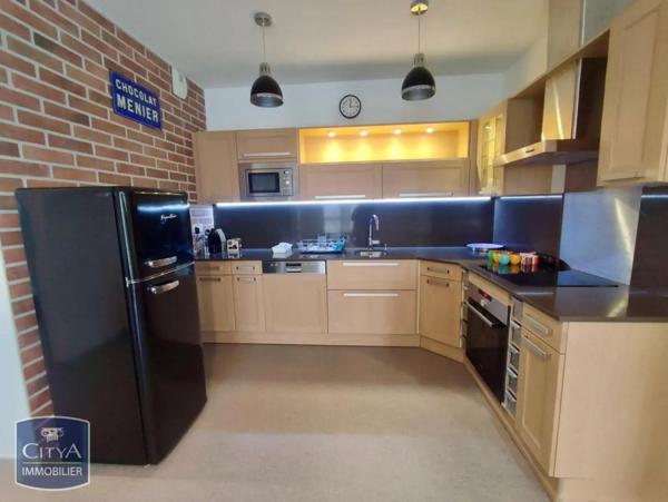 Appartement à louer 3 pièces 57.96m² Albi (81000)