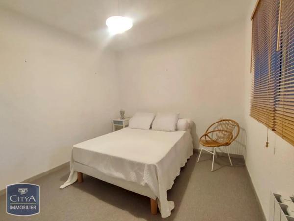 Appartement à louer 3 pièces 57.96m² Albi (81000)