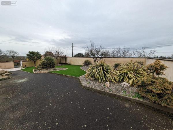 Maison à vendre à Les Herbiers en Vendée (85500), ref : 85013-1090058