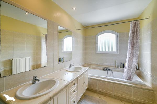 Maison à vendre |  Léognan |  4 pièces | 115,1 m²