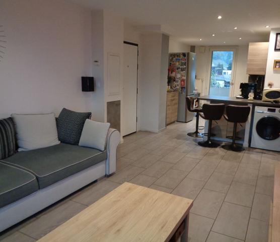 FROGES - Bel appartement de Type T3 tout rénové d'environ 60m²