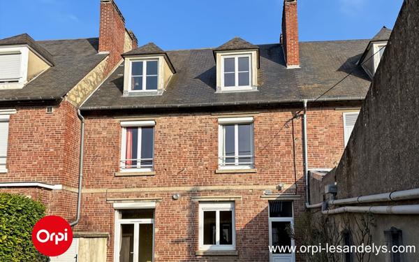 Immeuble à vendre    4 pièces • 115 m2 Gaillon