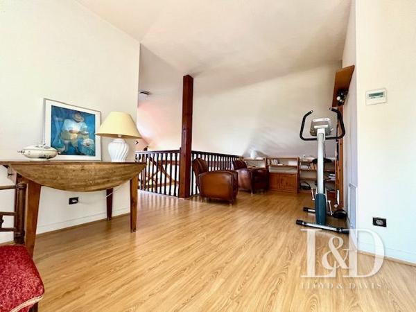 Maison familiale à ossature bois – Quartier résidentiel calme – Vue imprenable sur les massifs