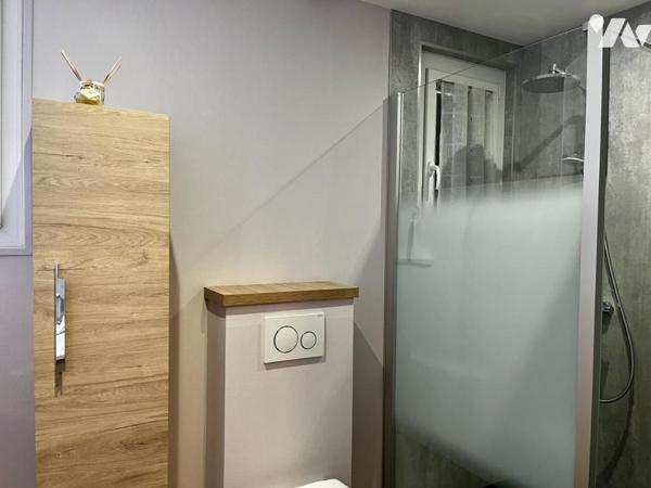 Maison à usage d'habitation édifiée sur sous-sol total