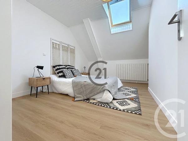 Maison à vendre  5 pièces - 135 m 2   GUERANDE  - 44