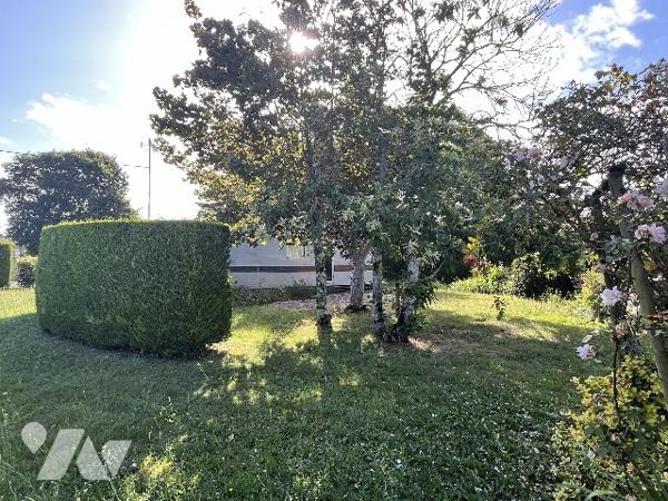 A vendre - Terrain à bâtir viabilisé situé à LA PLAINE SUR MER