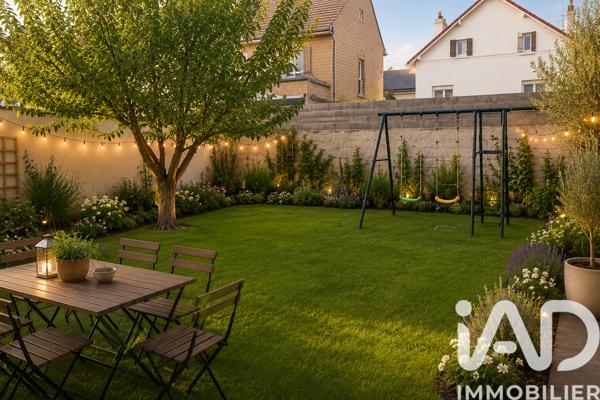 Maison à vendre 5 pièces 119,65 m² Persan
