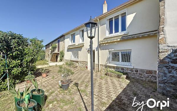 Maison à vendre    6 pièces • 126,70 m2 Lapeyrouse