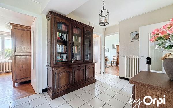 Maison à vendre    6 pièces • 126,70 m2 Lapeyrouse