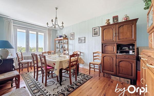 Maison à vendre    6 pièces • 126,70 m2 Lapeyrouse