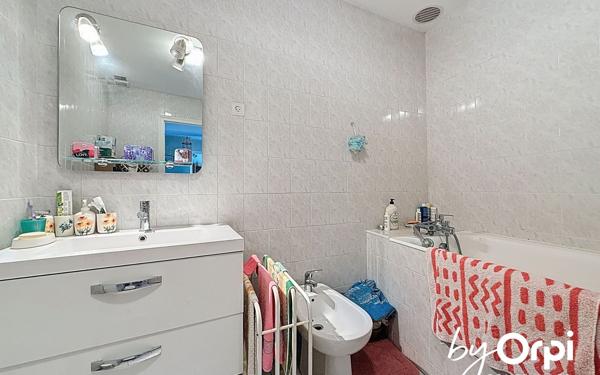 Maison à vendre    6 pièces • 126,70 m2 Lapeyrouse