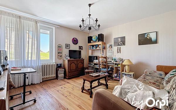 Maison à vendre    6 pièces • 126,70 m2 Lapeyrouse