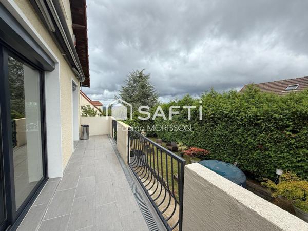 Maison familiale terrain 718 m²