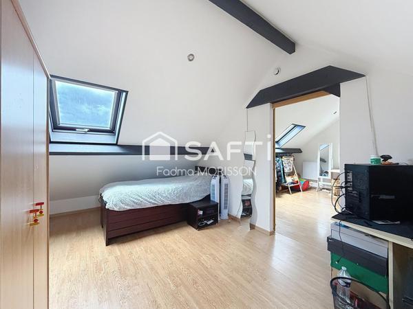 Maison familiale terrain 718 m²