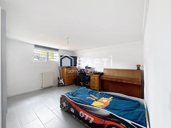 Maison familiale terrain 718 m²