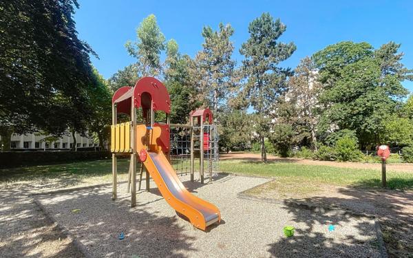 Appartement à vendre    3 pièces • 60 m2 Villeurbanne