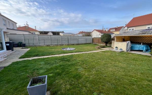 Maison à vendre    4 pièces •  La Fère