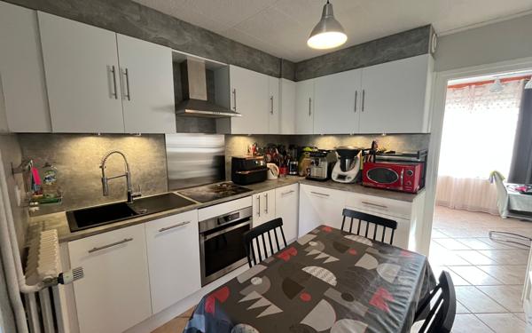 Maison à vendre    4 pièces •  La Fère