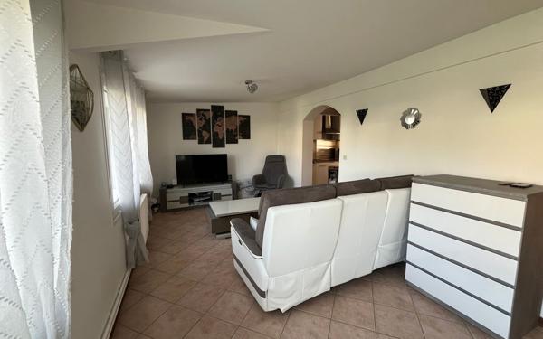 Maison à vendre    4 pièces •  La Fère