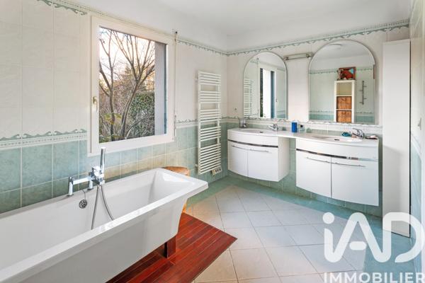 Maison à vendre 7 pièces 169 m² La Chapelle-sur-Erdre