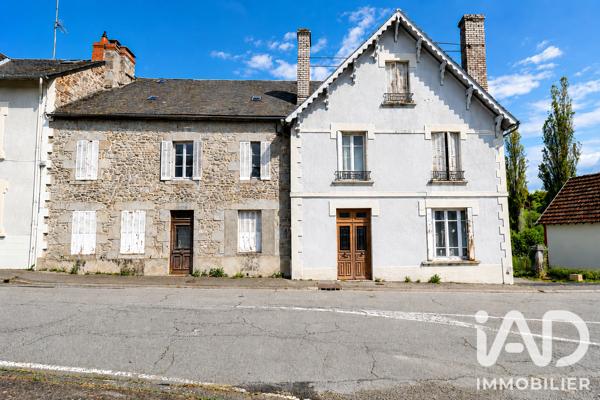 Maison à vendre 12 pièces 266 m² Neuvic