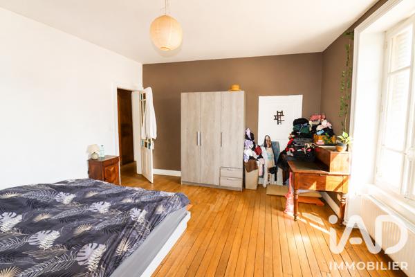 Maison à vendre 12 pièces 266 m² Neuvic